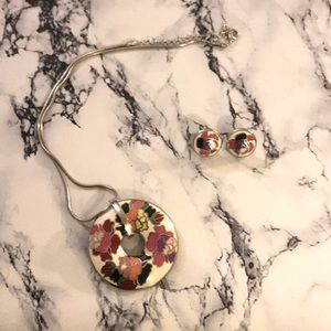 Set earring & necklace